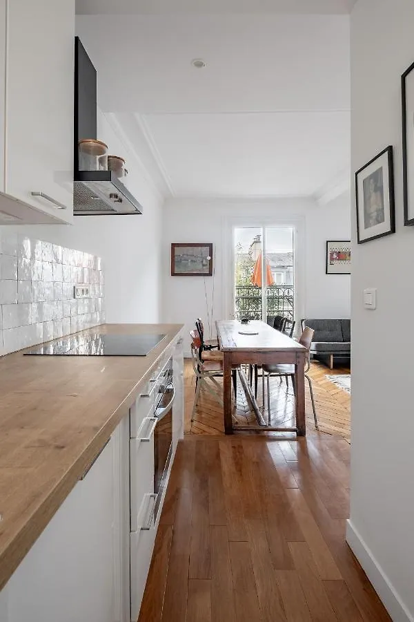 Apartment Veeve - Spire View *